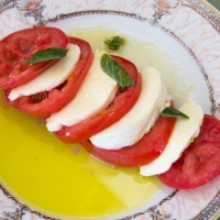 Mozzarella, Tomato, and Basil Caprese Salad